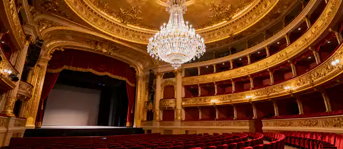 Theaters & Opera Houses